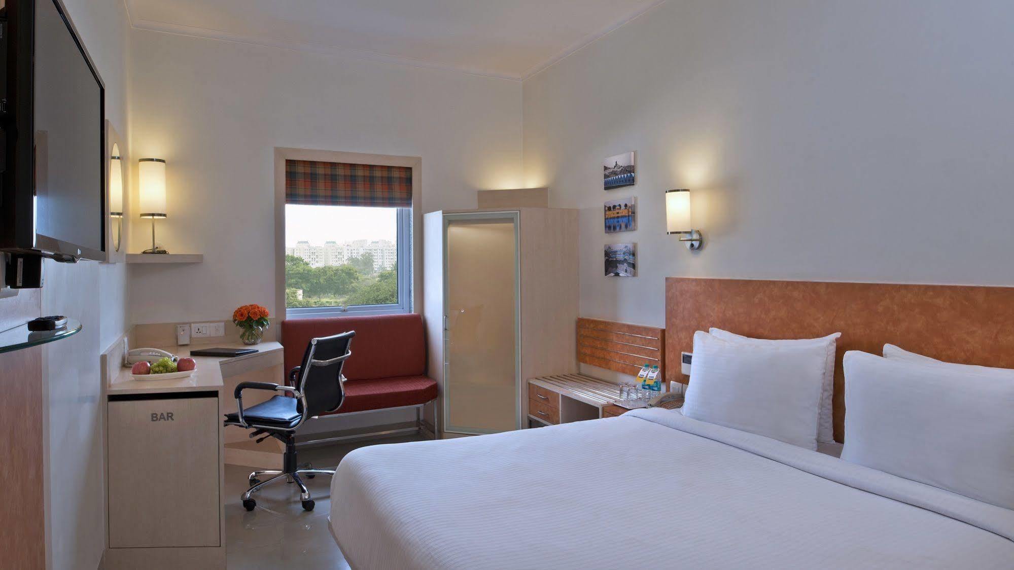 Nirwana Hometel Jaipur- A Sarovar Hotel Zewnętrze zdjęcie