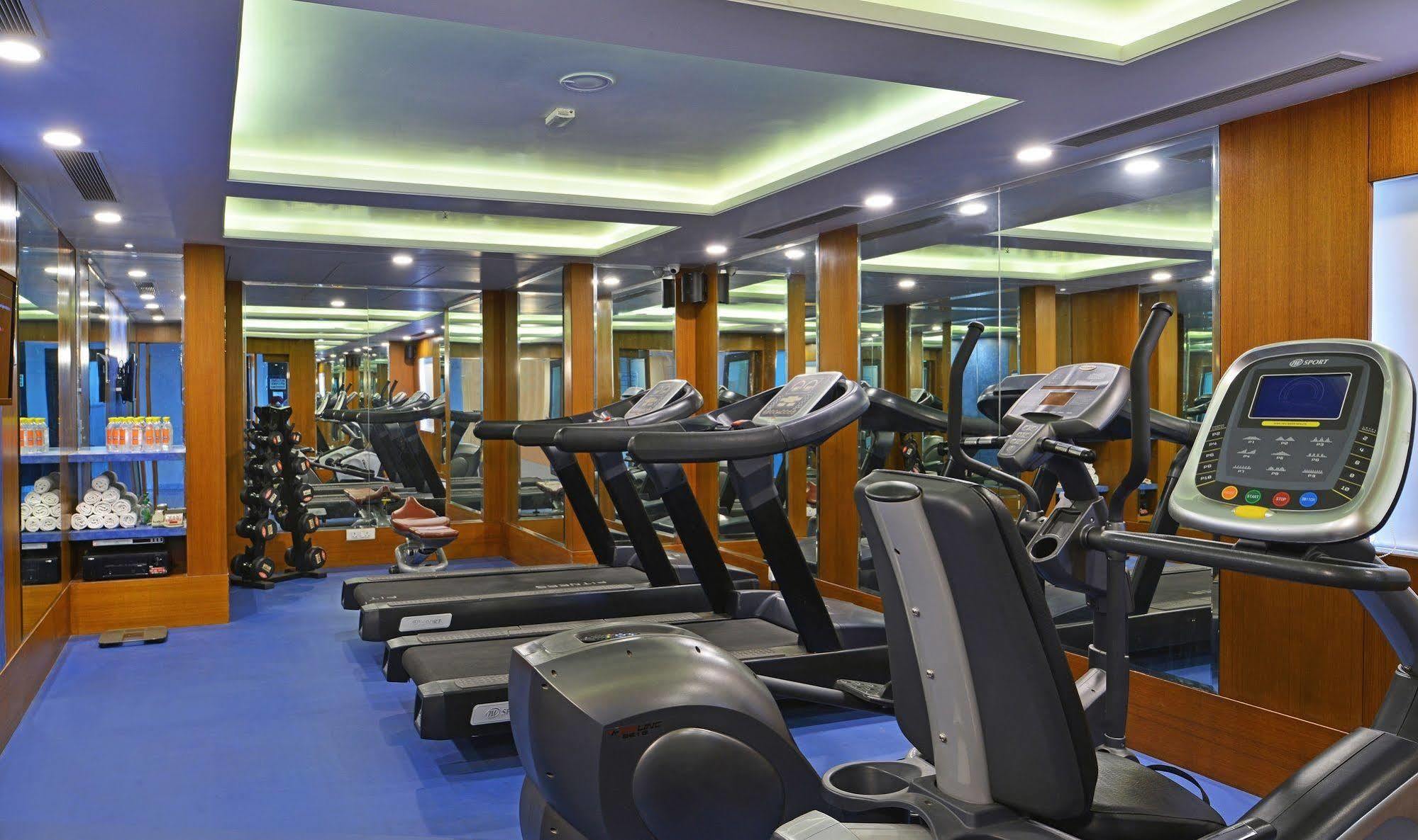 Nirwana Hometel Jaipur- A Sarovar Hotel Zewnętrze zdjęcie